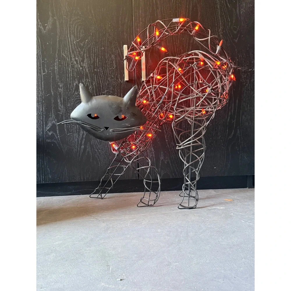 Vintage Halloween Lighted Black Cat Wire Frame Outdoor Decor Red Lights Spooky